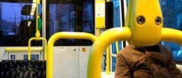 Ανέκδοτο: Κεκες μπαίνει σε λεωφορείο και ρωτα τον ΕΙΣΠΡΑΚΤΟΡΑ. Πολύ γέλιο