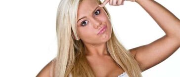 Ανέκδοτο: Η ξανθιά,ο νεαρός και το ραντεβού …! Τρελό γέλιο