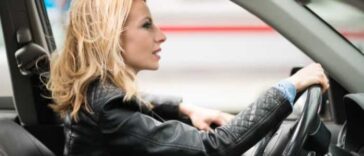 Ανεκδοτάρα: Ασσος στο τιμόνι η μαντάμ