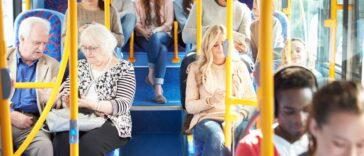 Ανεκδοτάρα με δίμετρο τούμπανο στο λεωφορείο