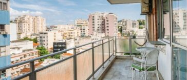 Ανέκδοτο με σύζυγο γεμάτο απορίες: «Ρε γυναίκα...»