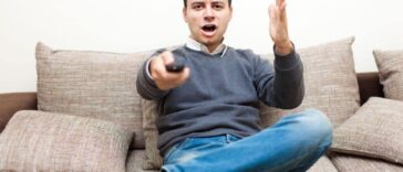 Ανεκδοτάρα με τηλεόραση: “Όχι βλάκα, μη πας…”